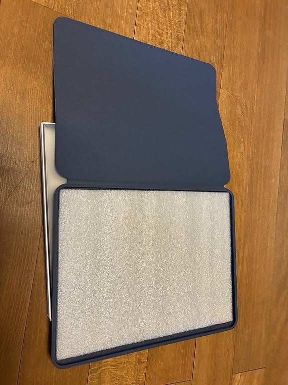 Coques & Sacs: Ipad Pro Hülle – Neuf avec emballage d'origine à Rorschach par harry-the-great 1