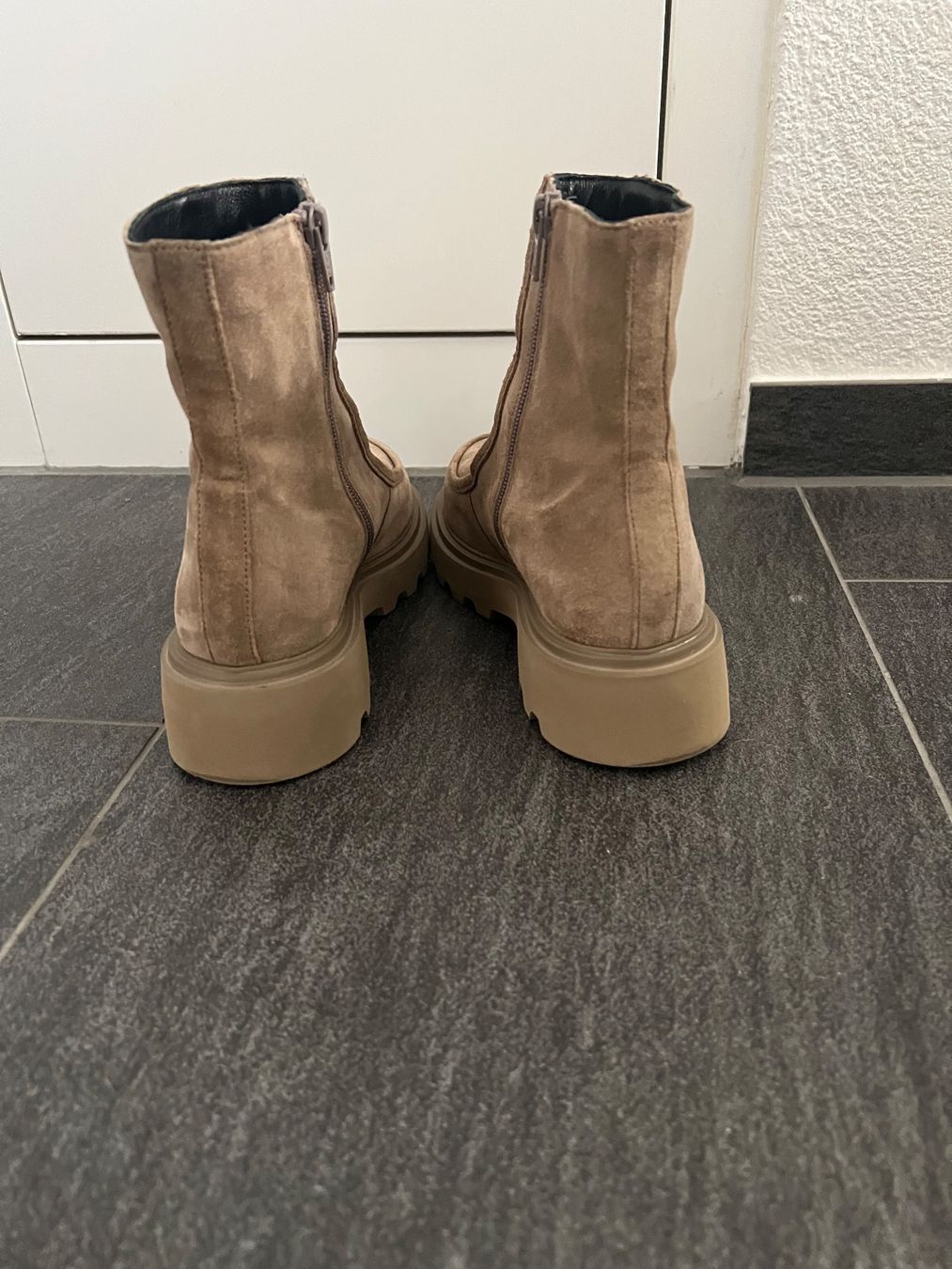 Scarpe da donna: Leder Stiefeletten – Usato da Rüti ZH venduto da car_h7kl 2