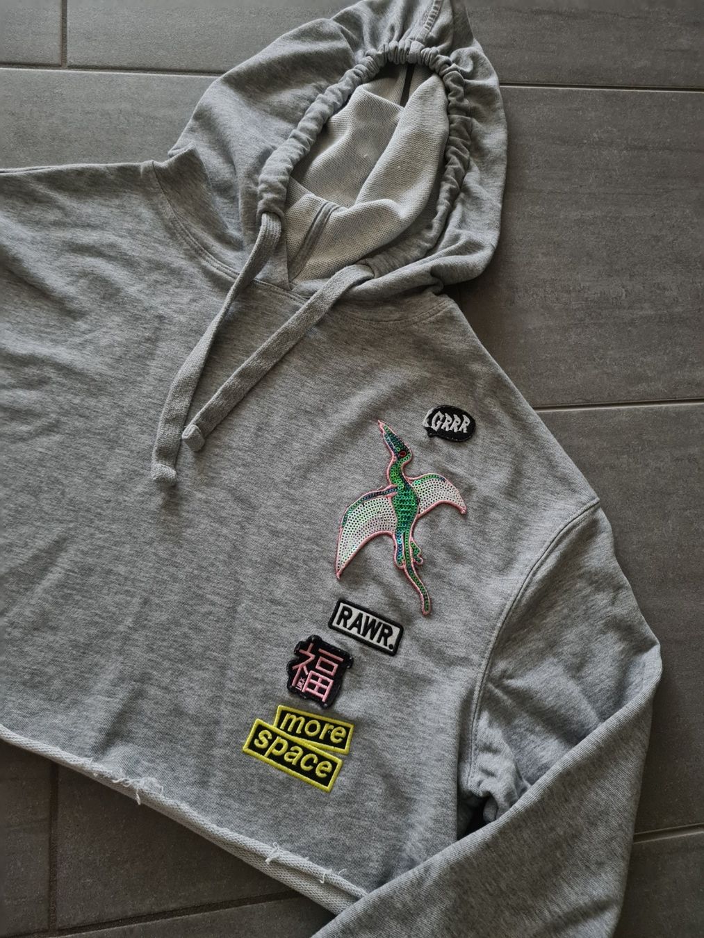 Maglioni & Felpe: TALLY WEIJL Kaputzenpullover grau gr.S – Usato da Mezzovico venduto da maemy 1