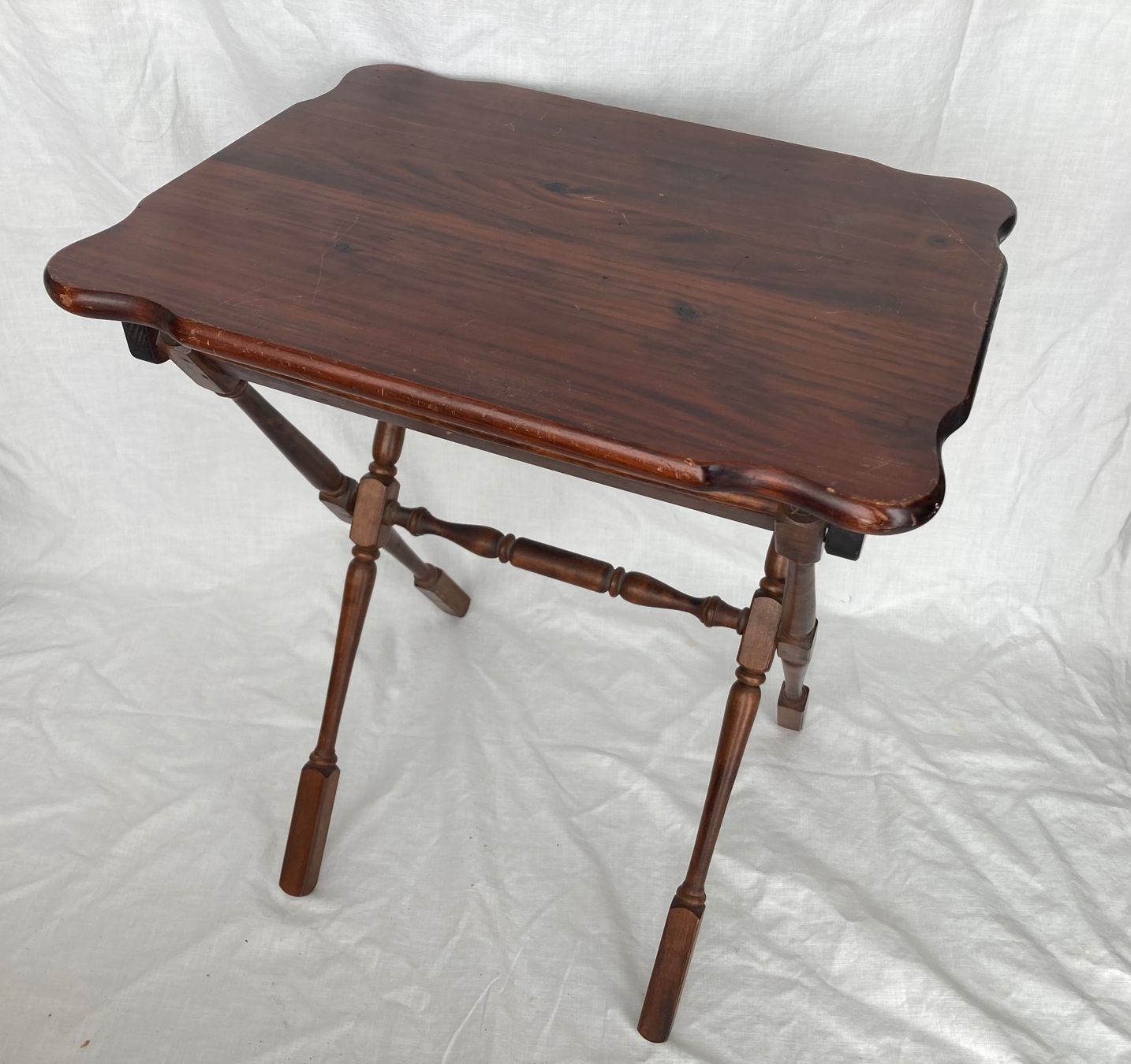 Tavoli: Paire de tables pliantes ETHAN ALLEN – Usato da Gümligen venduto da stannon 1
