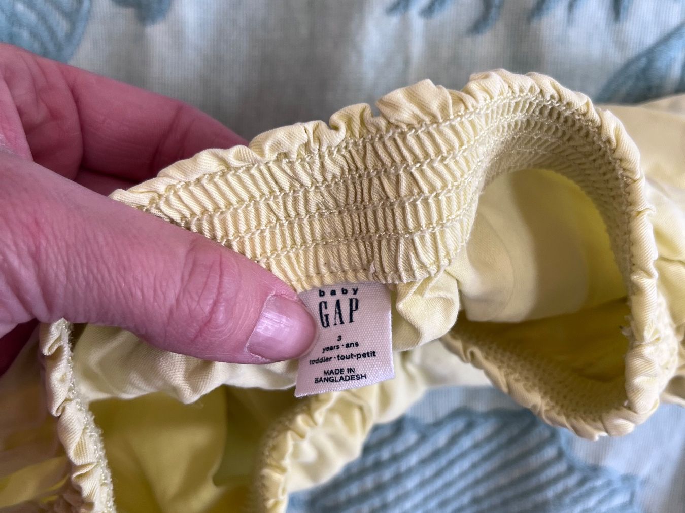 Hosen: 2x Shorts, Größe 104 – Gebraucht aus Umiken von deb_57xk 4