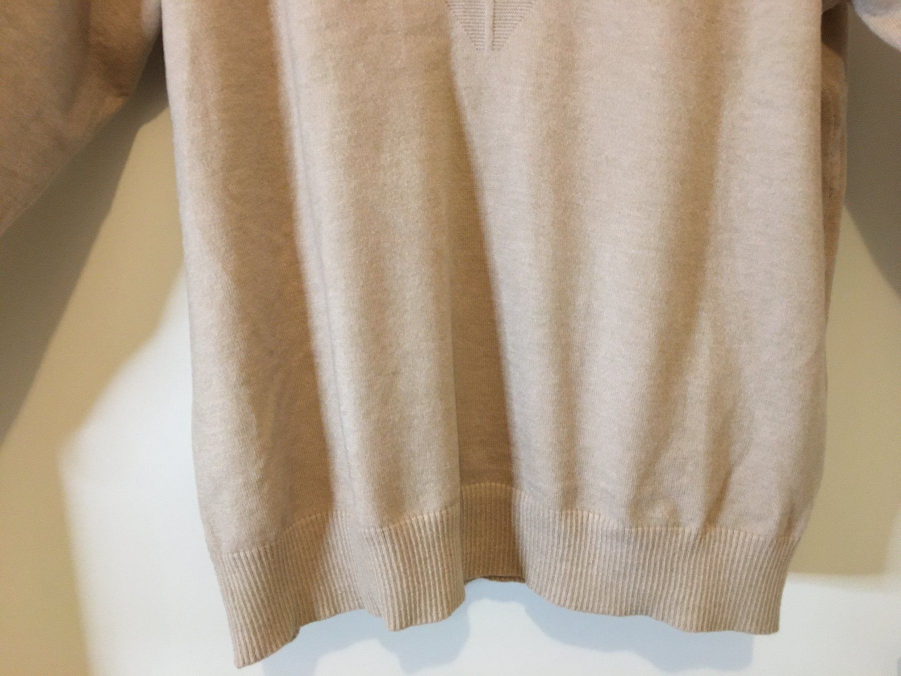 Maglioni & Felpe: Damenpullover Gr.: L, schöne beige Farbe ,V-Ausschnitt, NEU – Nuovo e nell'imballaggio originale da Heerbrugg venduto da dwfg 5
