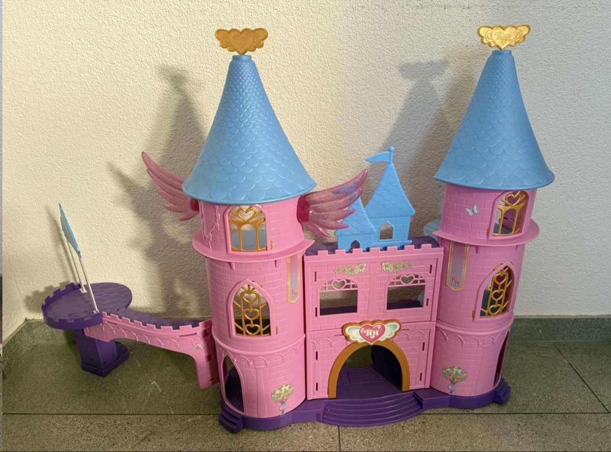 Case e mobili per bambole: Royale High Roblox Puppenhaus – Nuovo (secondo la descrizione) da Niederwil AG venduto da lar_yhz5 1