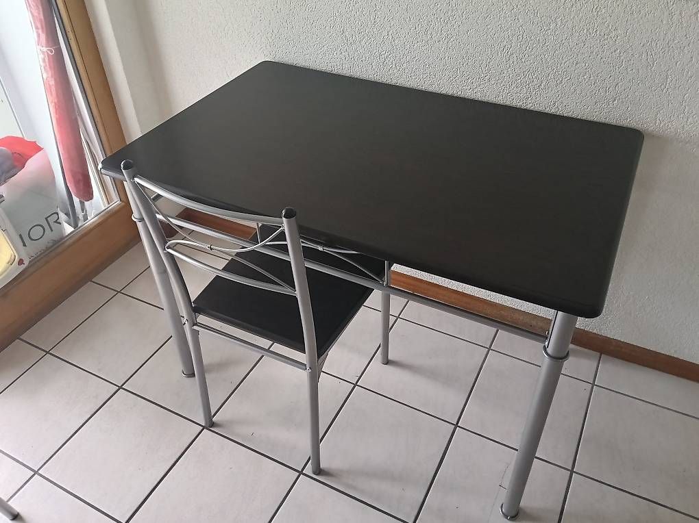 Tavoli: Table de cuisine  – Usato da Sierre venduto da ser_xl7g