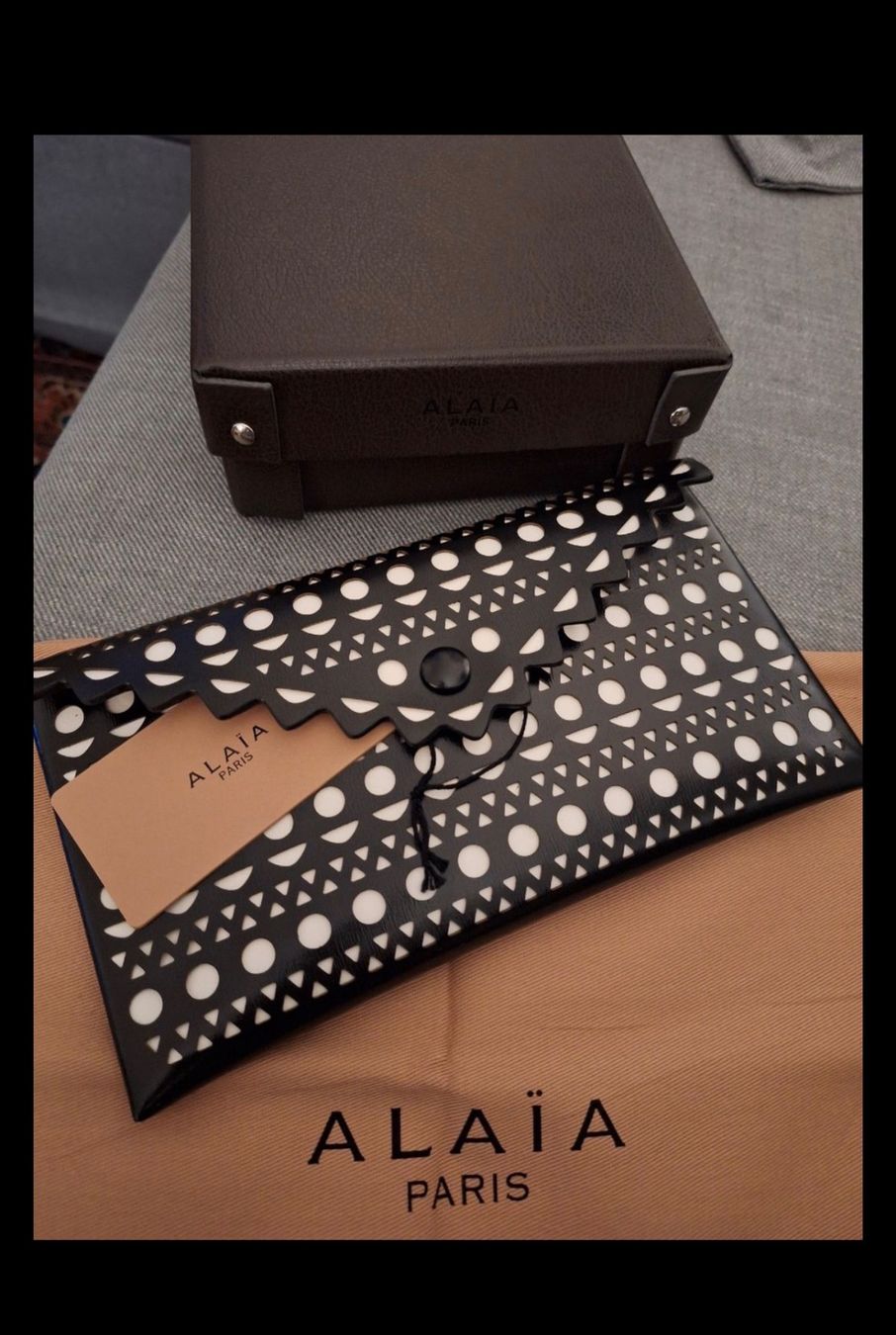 Alaia Borse da donna: Alaïa bag – Nuovo e nell'imballaggio originale da Basel venduto da ray_kbb5