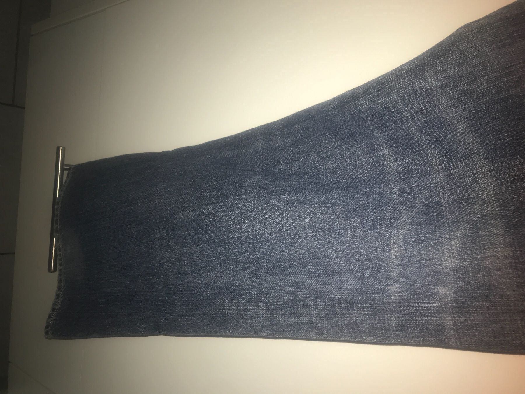 Jeans: 2 DAMEN JEANS GR. 31 – Usato da Basel venduto da ros_sb8c 8