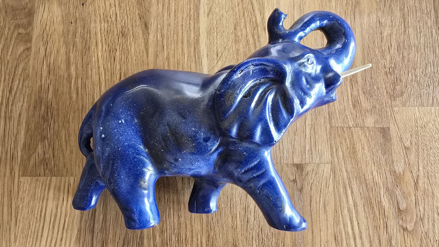Figuren: Elefant aus Lapislazuli – Gebraucht aus Triesen von Vanlie 4