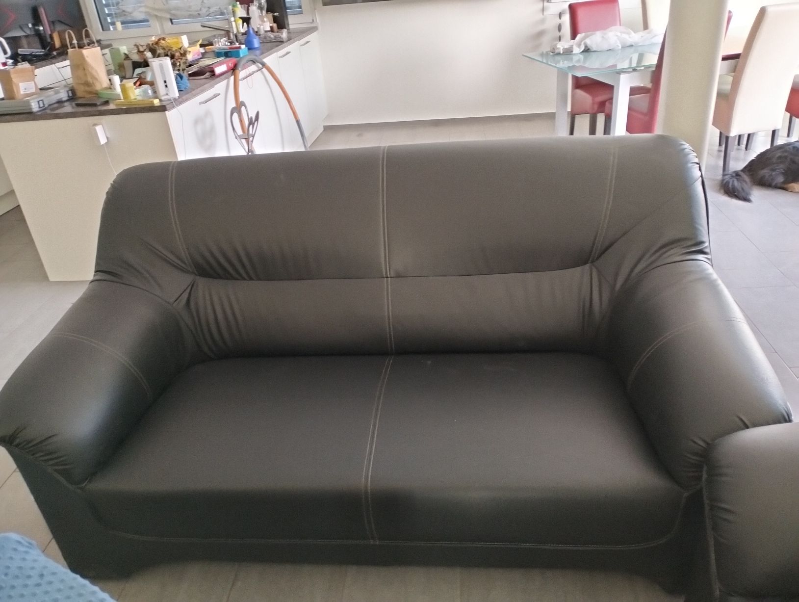 Divani: Kunstleder Sofa – Usato da Gommiswald venduto da ram_xqt8 2