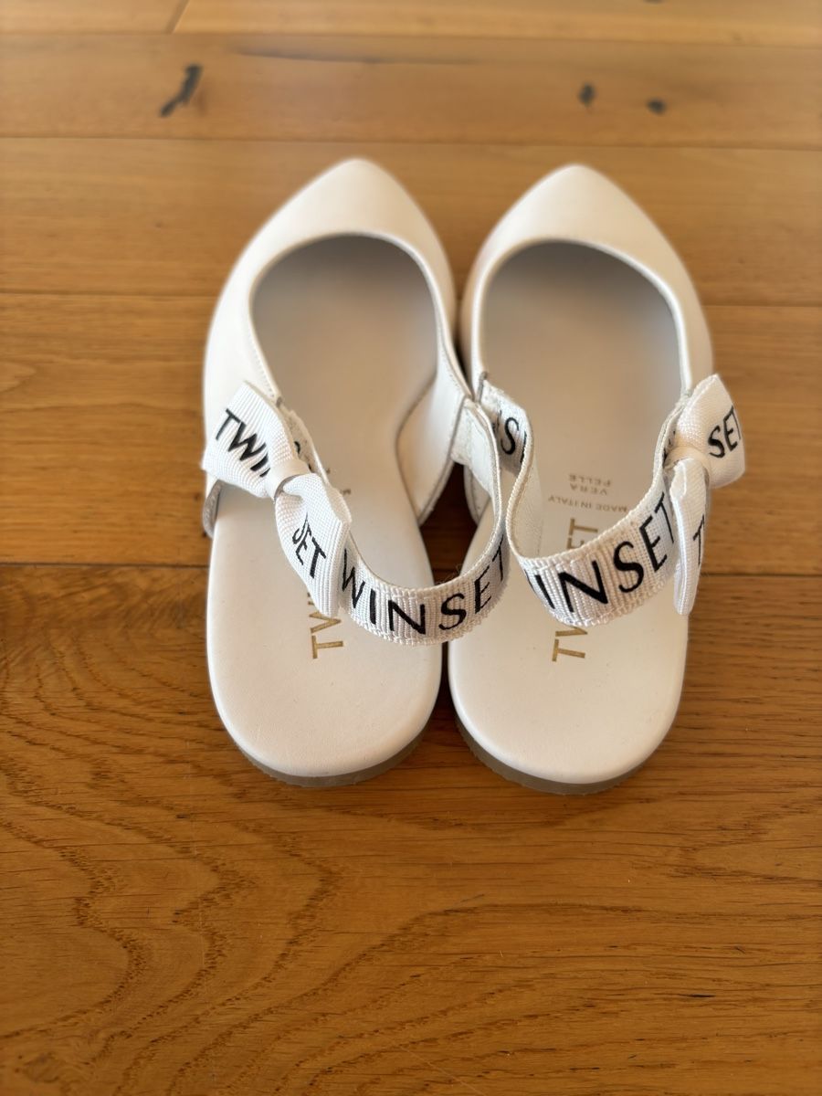 Twinset Schuhe für Mädchen: Weisse Slingpumps von Twinset, Gr.33 – Gebraucht aus Estavayer-le-Lac von constance-esta 2