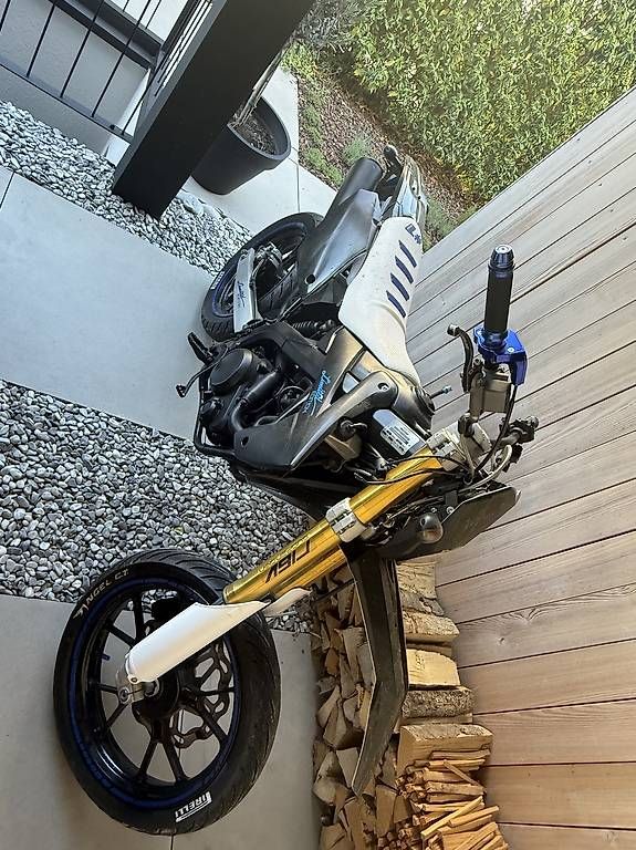 Rieju Strada: Supermoto Rieju MRT Pro 125cc 2021 – Usato da Küsnacht ZH venduto da nor_gp68 1