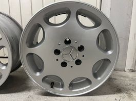 originale Mercedes-Benz W124 Alufelgen in 8x16