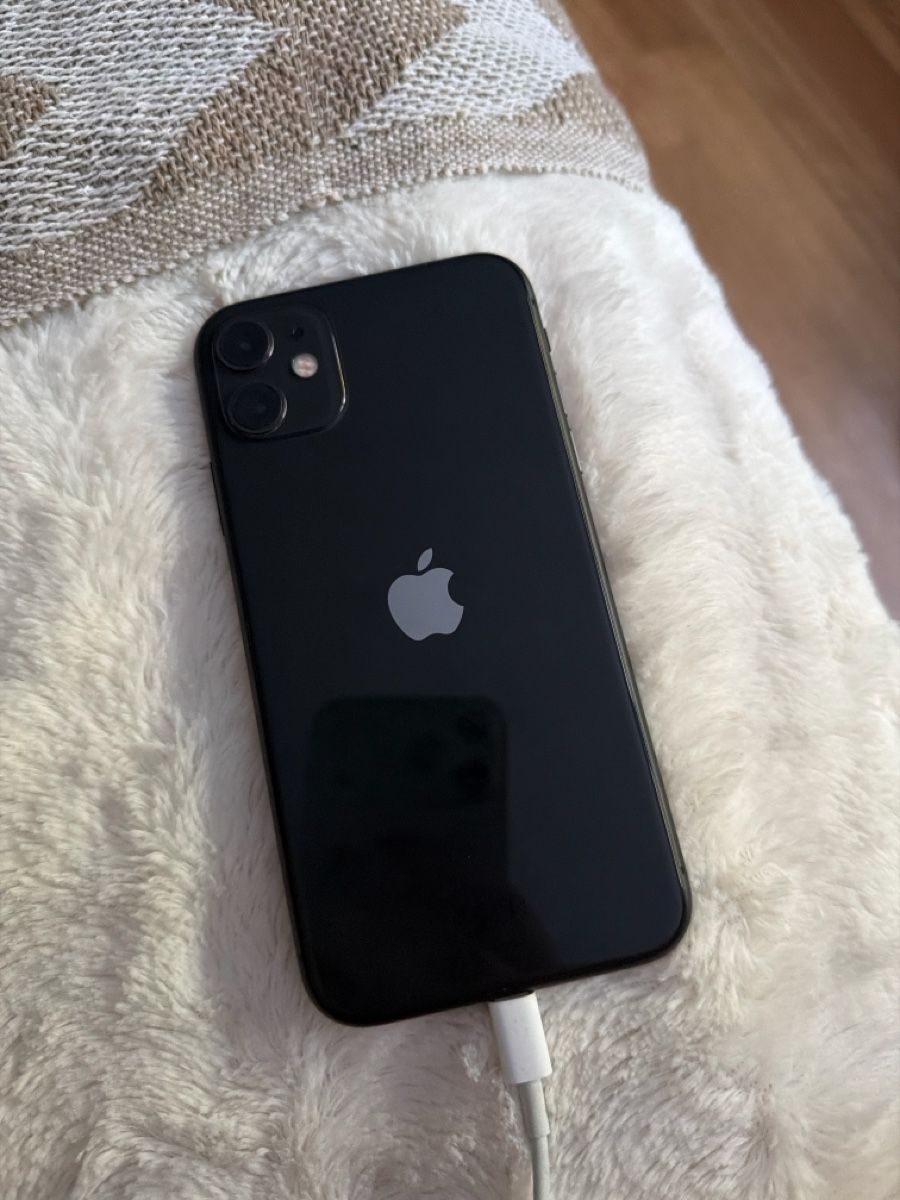 Apple Handys / Smartphones: iPhone 11 noir  – Gebraucht aus Le Locle von Mayd_h 7