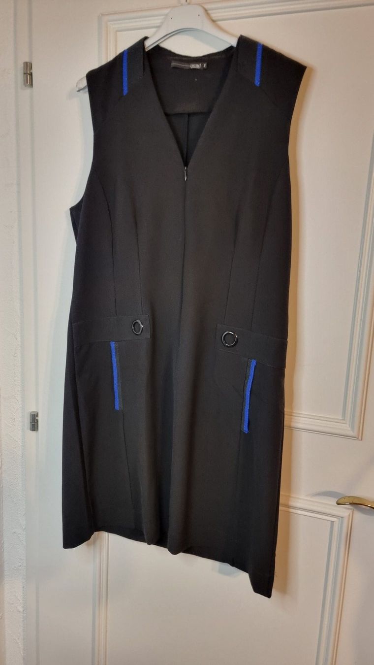 Vestiti: Kleid Größe -46 – Usato da Wald ZH venduto da Martin79 5