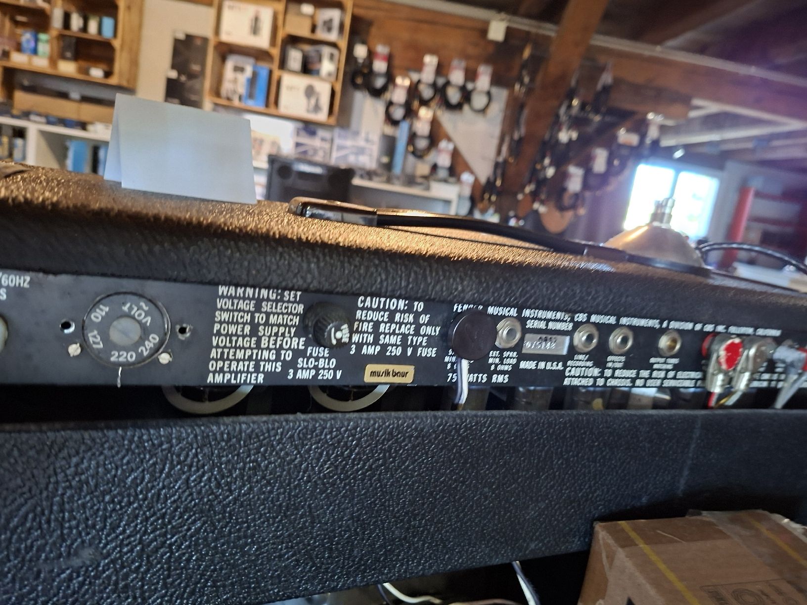 Fender Amplificatori: Fender 75 Gitarrenverstärker – Usato da Winterthur venduto da col_q2q2 4