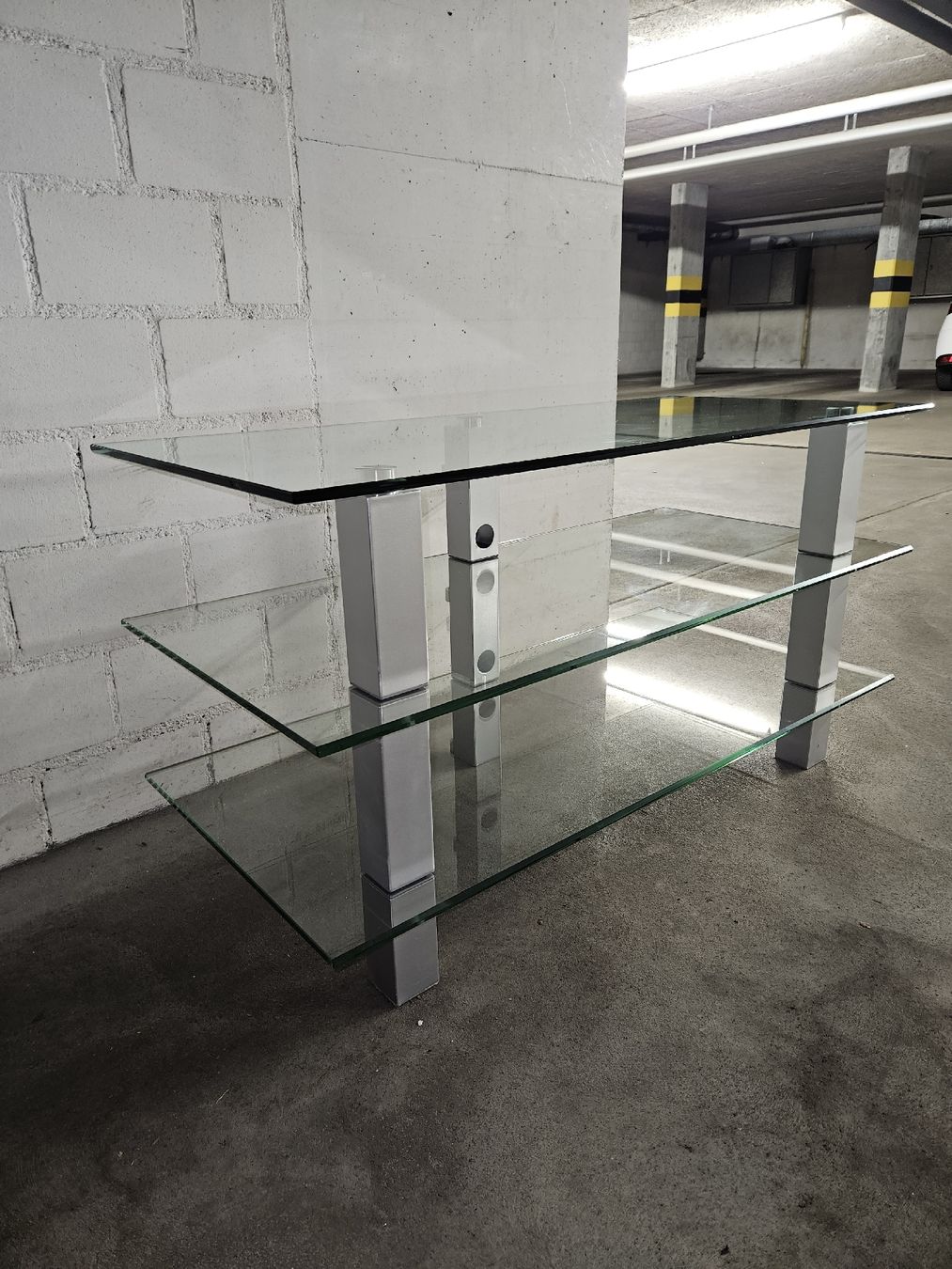Mobili TV: Fernsehmöbel / HiFi-Rack – Usato da Ostermundigen venduto da sch_y9pq 2