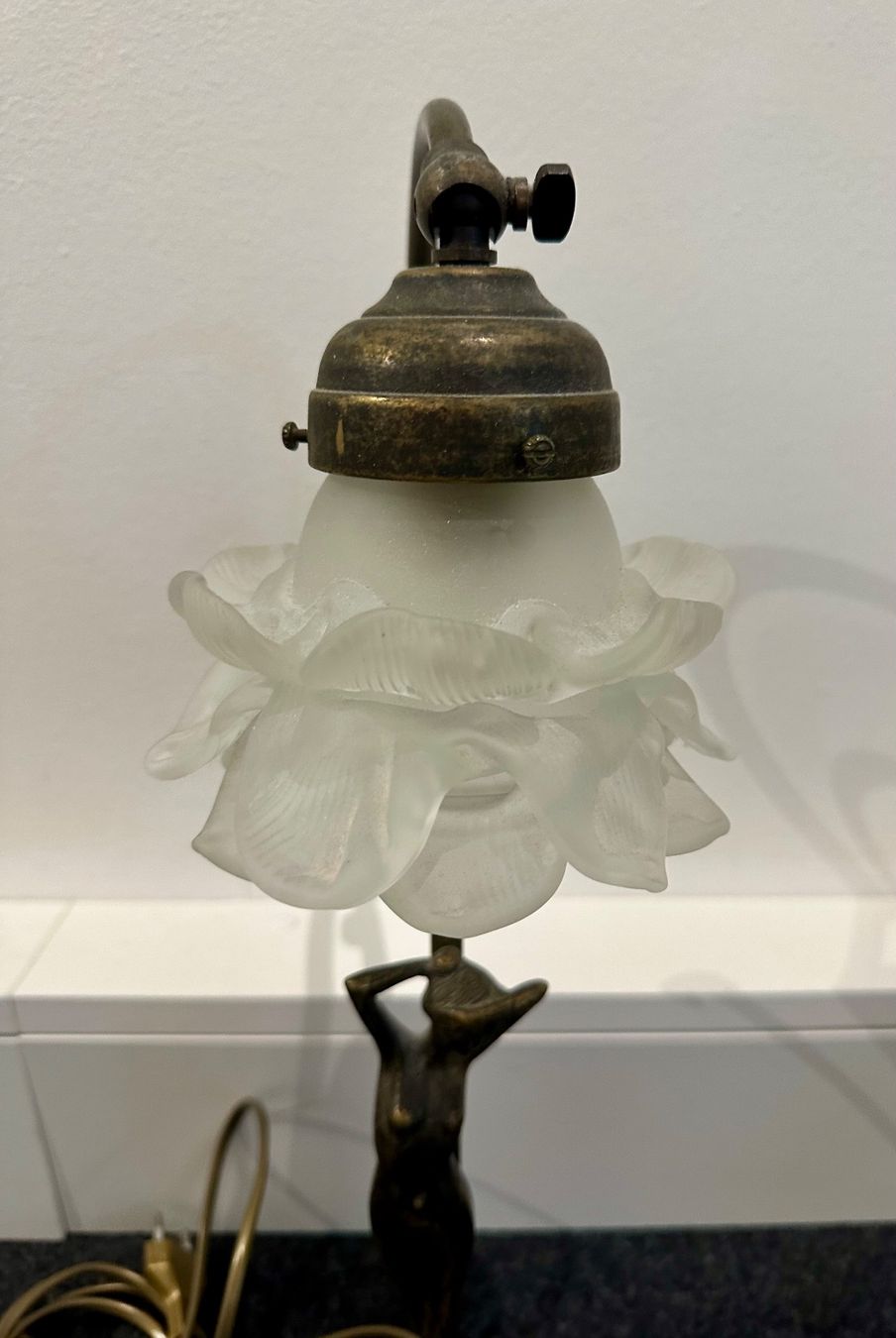 Lampen: Tischlampe mit Liberty Frauenfigur – Gebraucht aus Basel von artthings4you 3