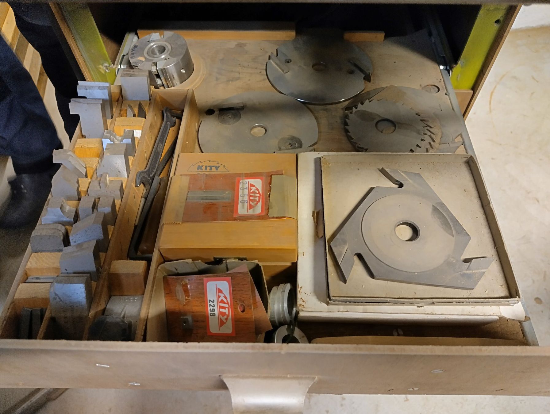 Tutte le macchine: Kehlmaschine Kity 627 – Usato da Rickenbach Sulz venduto da fip_gc9v 5