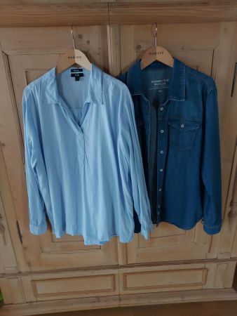 3teilig: jeanshemd, leinenbluse und schwarze strick jacke