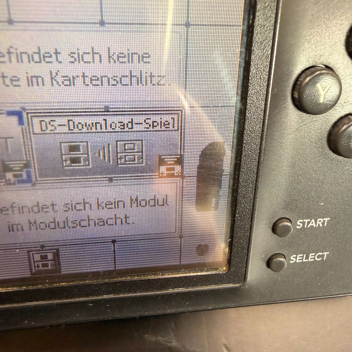 Nintendo Console: Nintendo DS Lite Schwarz – Difettoso da Düdingen venduto da Nerdworld 1