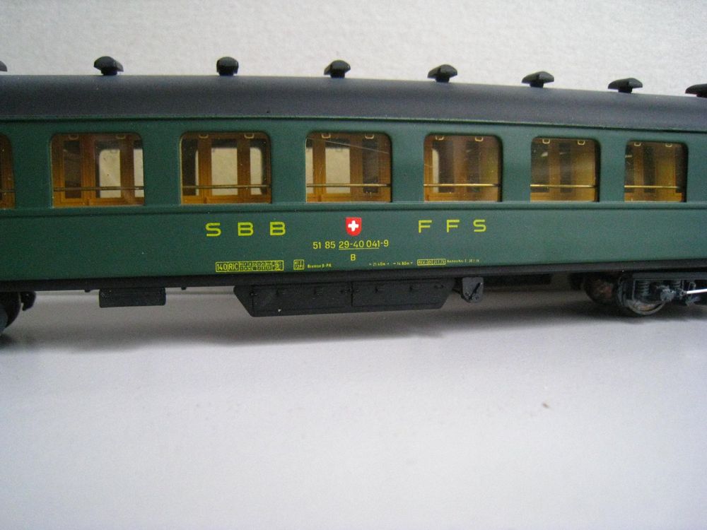 Metropolitan Modelleisenbahnen: Metrop 5 Wagen-Set der SBB, UIC Version, 7110 – Gebraucht aus Buchs ZH von swiss-train 4