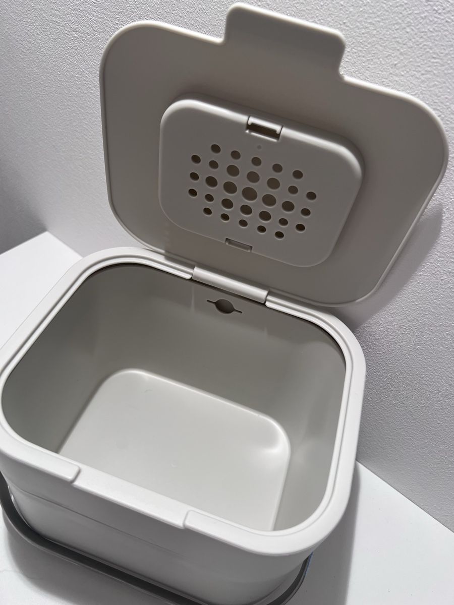 Altro per la casa: Joseph Joseph Mülleimer »Stack 4« Polypropylen, 4 Liter – Nuovo (secondo la descrizione) da St. Gallen venduto da Floomer 4