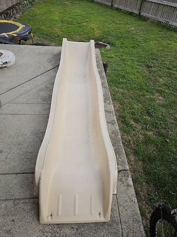 Scivoli: Rutschbahn 240 cm gratis – Usato da Schüpbach venduto da florentine_astor