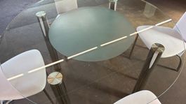 Esstisch rund Glas mit vier Stühlen gebraucht Zustand