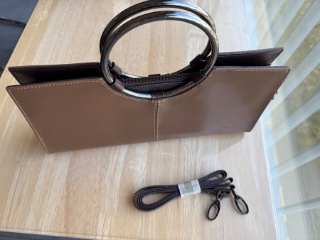 Kleine Echtleder Handtasche 30cm x 15cm x 5.5cm NP Sfr. 139
