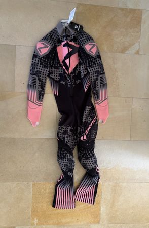 Skirenndress neu Gr. 164