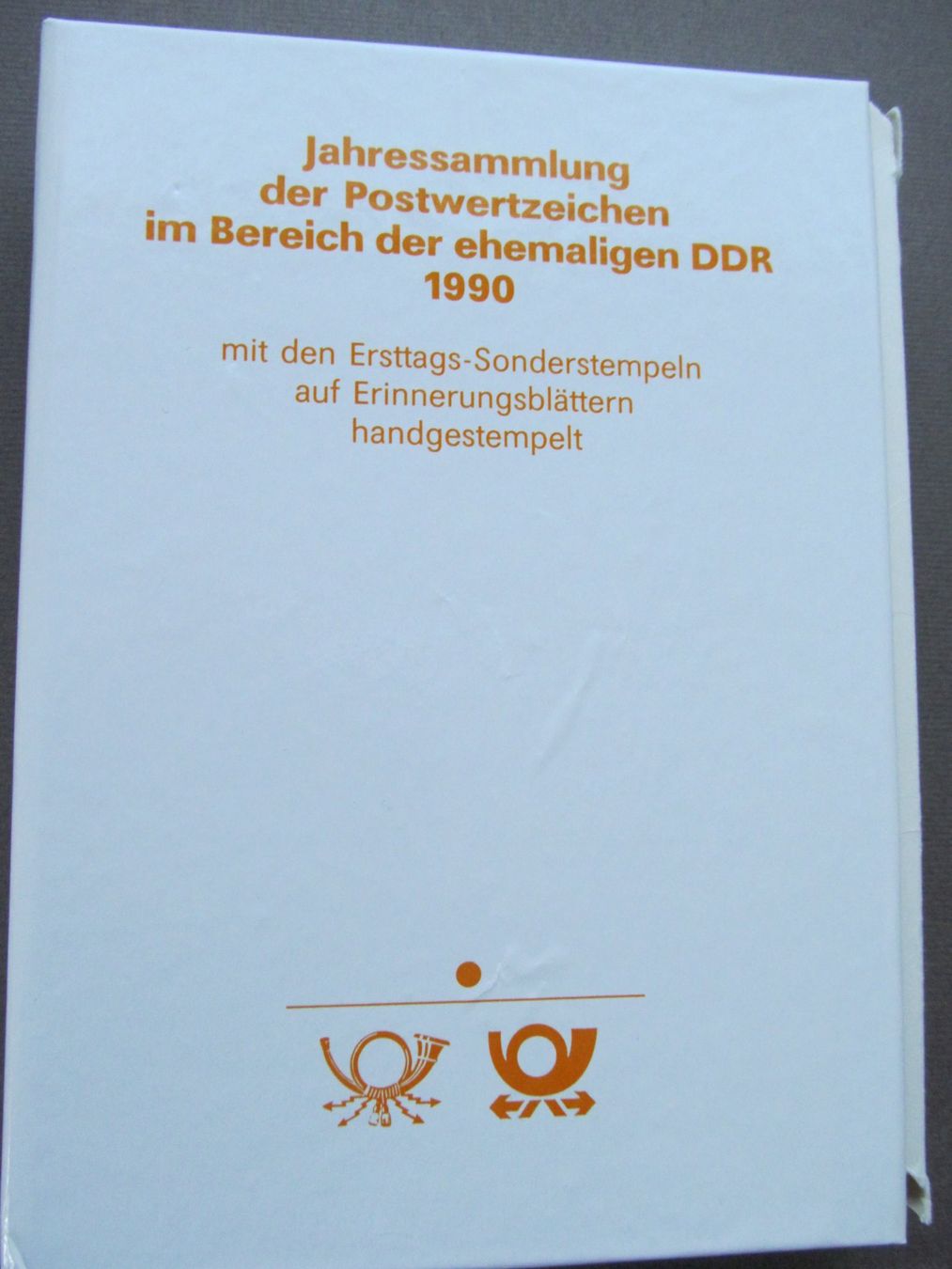 Alle Briefmarken: Jahressammlung der ehemaligen DDR  1990 – Gebraucht aus Hergiswil NW von Panda1990