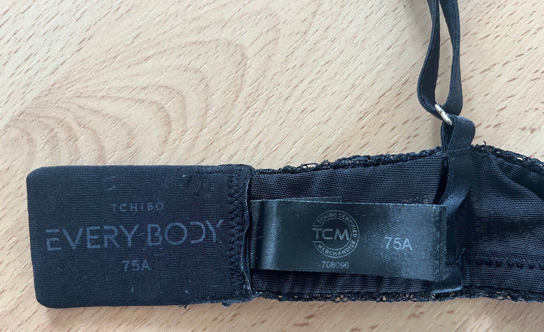 Tchibo Altra biancheria intima: Softschalen-BH, black, 75A – Usato da Zürich venduto da fbsm 4