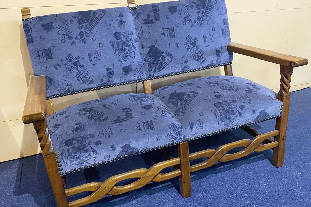 Tessuti: 2er Stoff - Holzsofa - blauer Stoffvbezug – Usato da Ballwil venduto da ClassicGallery 1