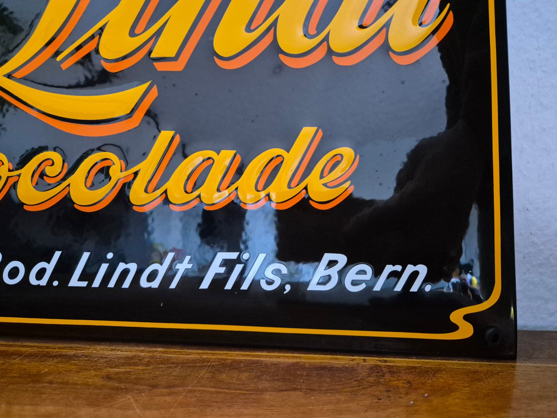 Lindt Insegne: Emailschild Lindt & Sprüngli Chocolade Emaille Schild Retro – Nuovo (secondo la descrizione) da Schaffhausen venduto da pfanis09 3