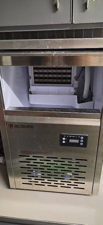 Tutte le macchine: Macchina per ghiaccio - eismaschine – Nuovo (secondo la descrizione) da Thun venduto da chi_9677