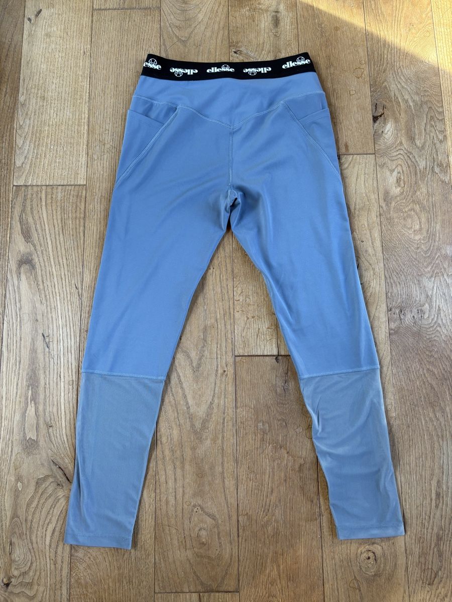 Ellesse Leggings: Ellesse Damen Leggings im Grösse 40 – Usato da Frauenfeld venduto da lin_77m9 1