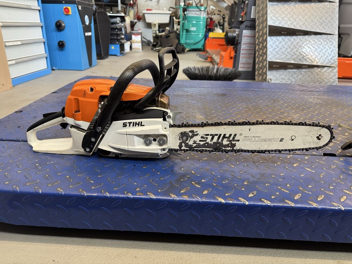 Stihl Seghe: Stihl MS 261 C-M  – Usato da Lenzburg venduto da billistar 1