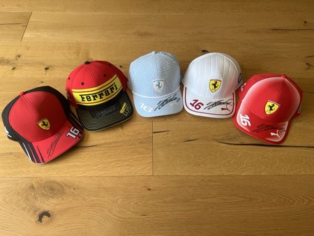 Ferrari Caps Leclerc Formel 1 2022-2026