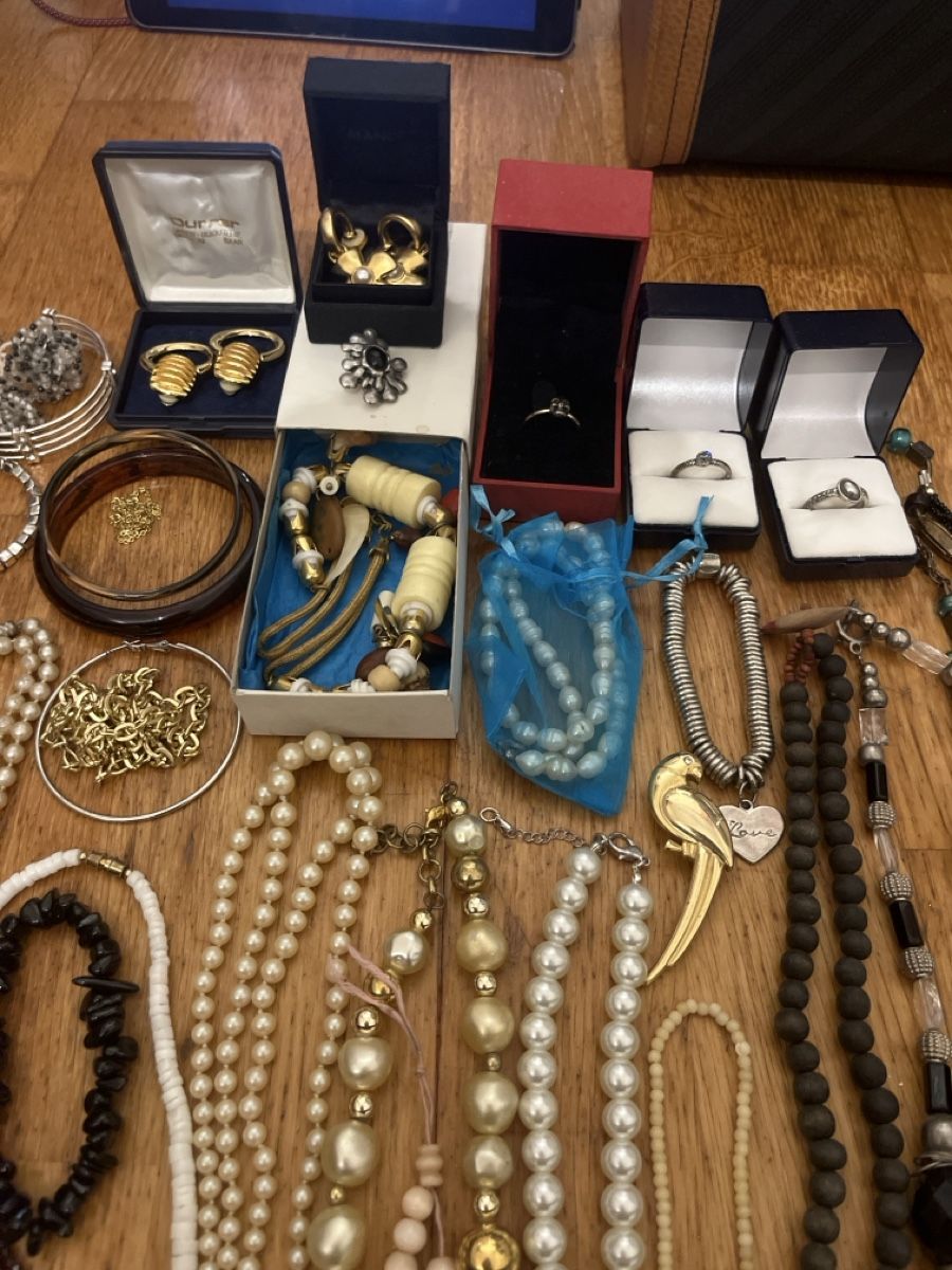 Sonstiger Schmuck: Schmuck  – Gebraucht aus Horw von Flohmi10 2