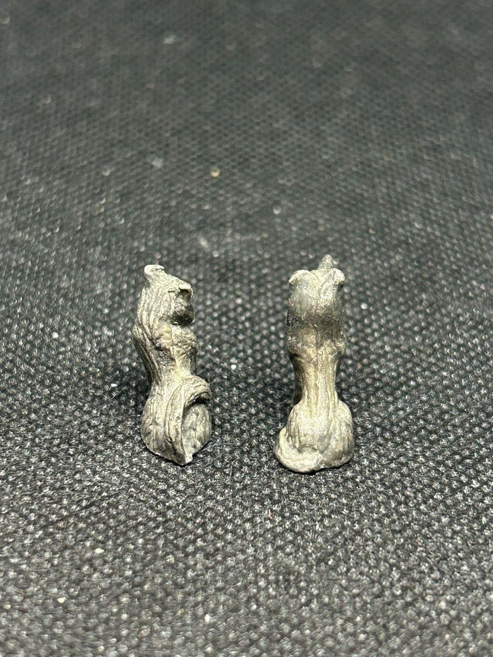 Statuette: Figurine chien et tigre – Usato da Lausanne venduto da Weber1007 2