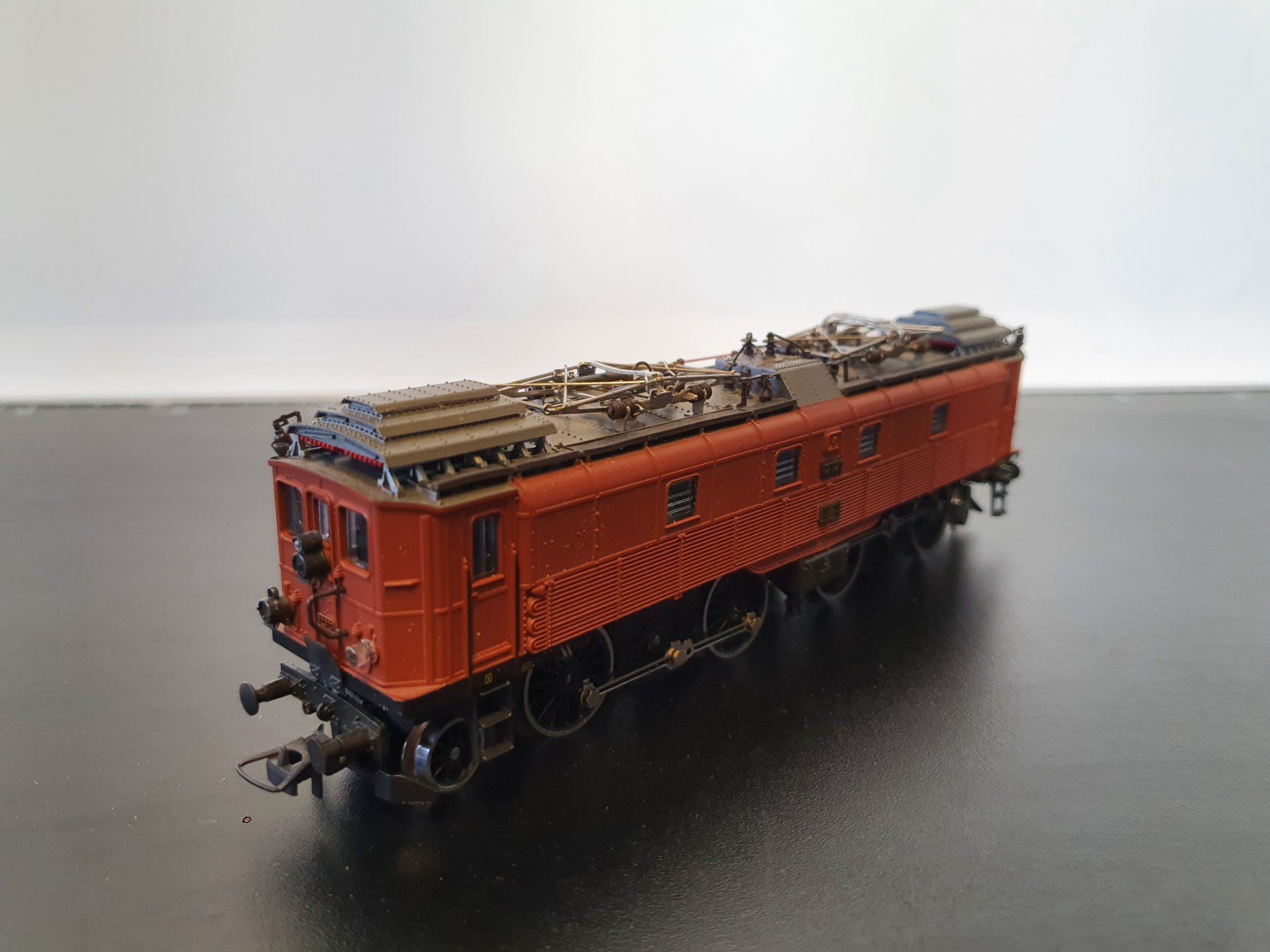 Roco Trains électriques: ROCO:AC: SBB Be 4/6 BRAUN OVP – D'occasion à Biglen par taunus82