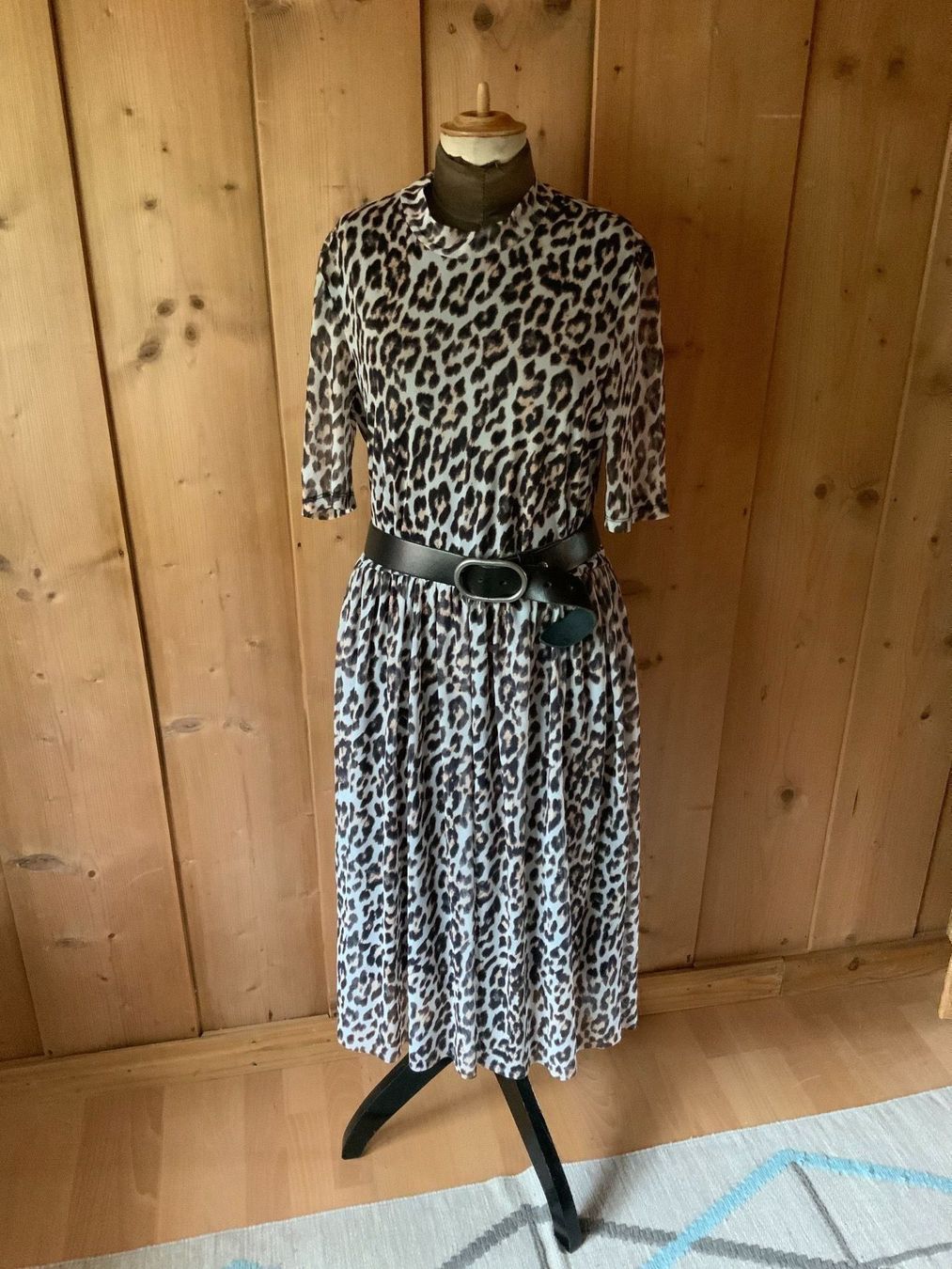 Vero Moda Vestiti: Sommerkleid im Leoprint – Nuovo (secondo la descrizione) da Nesslau venduto da Giga257 2