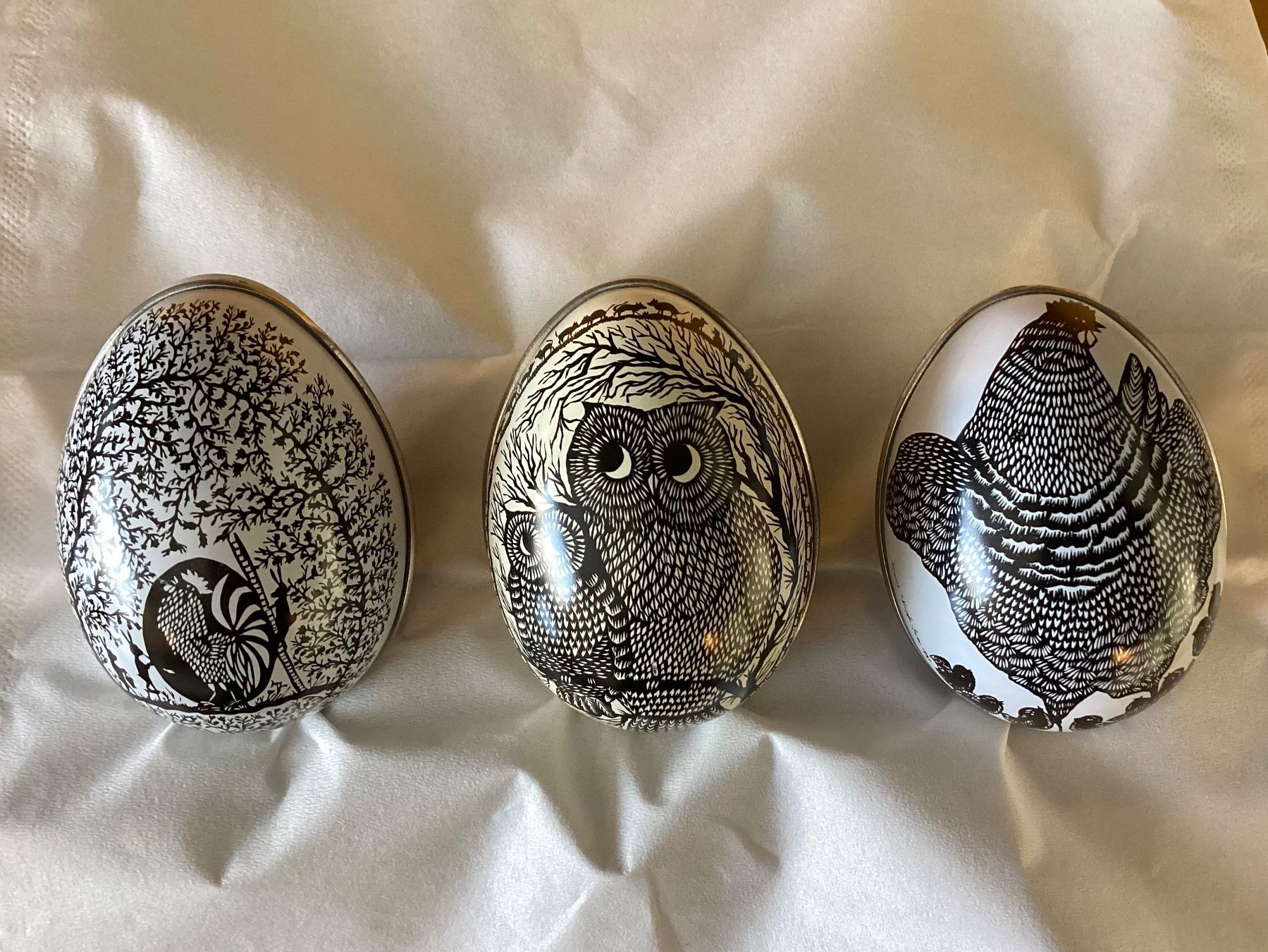 Tutte le decorazioni: 3 ältere Blech Ostereier / Ostern / Eier – Usato da Beinwil am See venduto da kae_gh7c