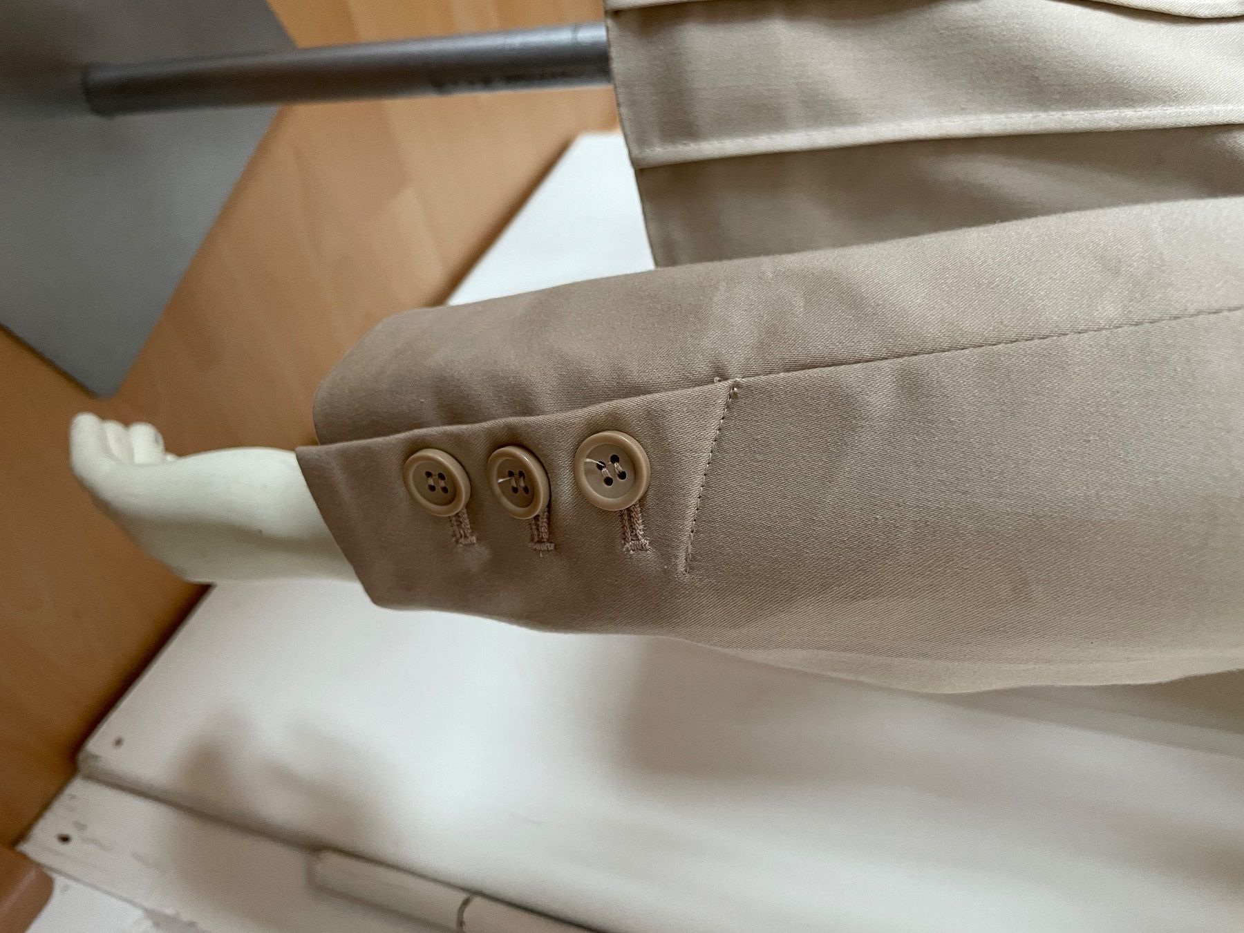 H&M Completi & Tailleur: Damen Blazer – Nuovo (secondo la descrizione) da Frenkendorf venduto da Pinda4402 5