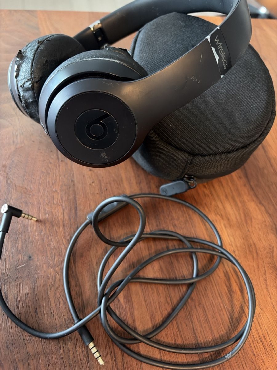 Beats Cuffie: Beats Solo3 Wireless Kopfhörer – Usato da Au ZH venduto da eac_gm25