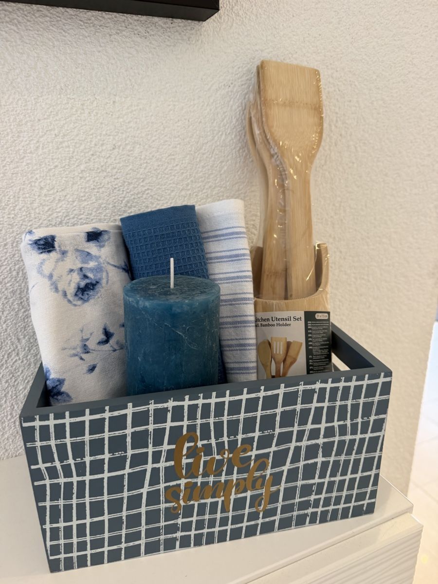 Tutte le decorazioni: Weinacht geschenkbox – Nuovo e nell'imballaggio originale da Bütschwil venduto da emi_yk96