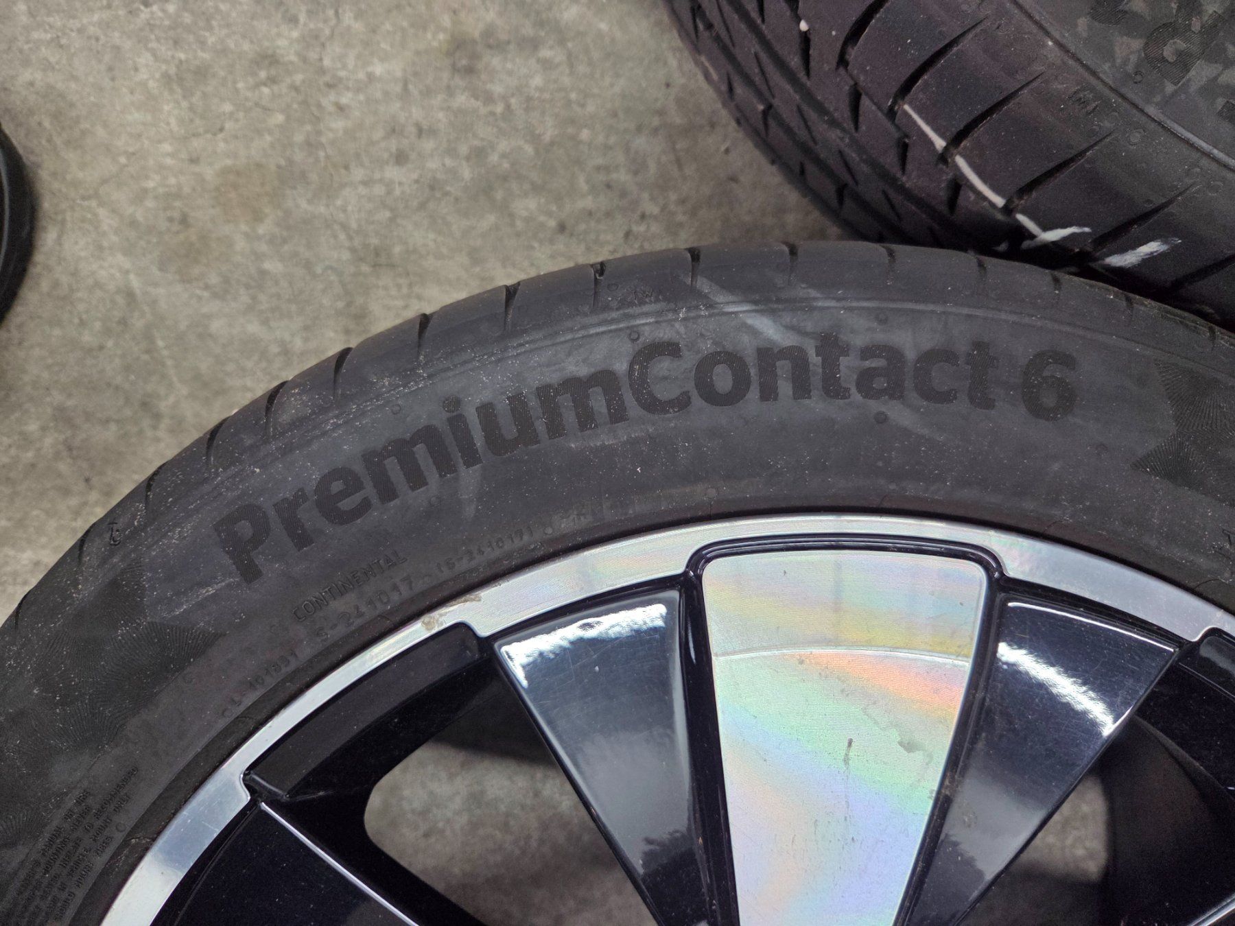 Pneus & Kompletträder: 4 Sommerräder Conti 235 45 18 Beetle – Gebraucht aus Cham von AMAG_RETAIL_ZUG 3