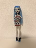 Monster High Ghoulia Yelps doll 