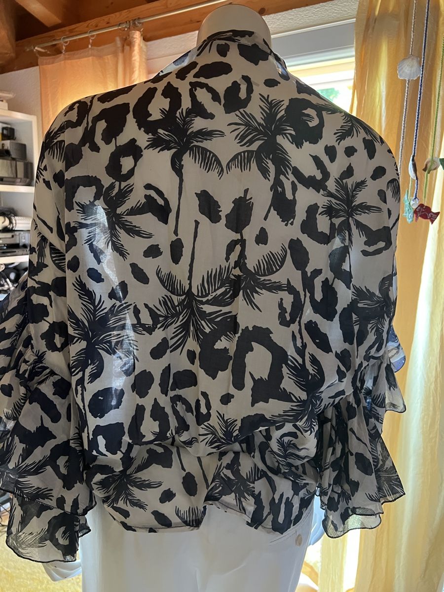 Camicette: leichte Baumwoll-Bluse mit Trompeten Ärmel beige – Nuovo (secondo la descrizione) da Bonaduz venduto da Malves10 2