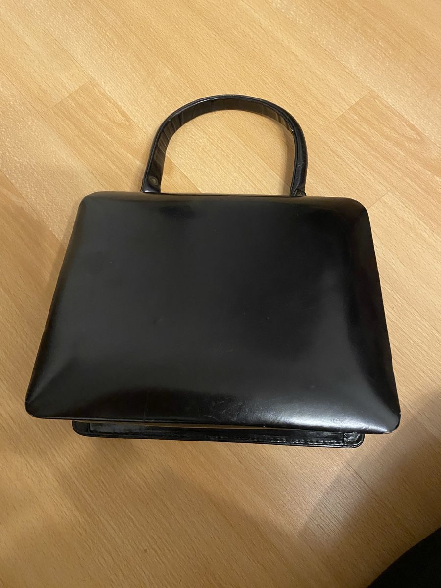 Borse da donna: Schwarze Vintage Handtasche, Lackleder – Usato da Buchrain venduto da Sisi83 2