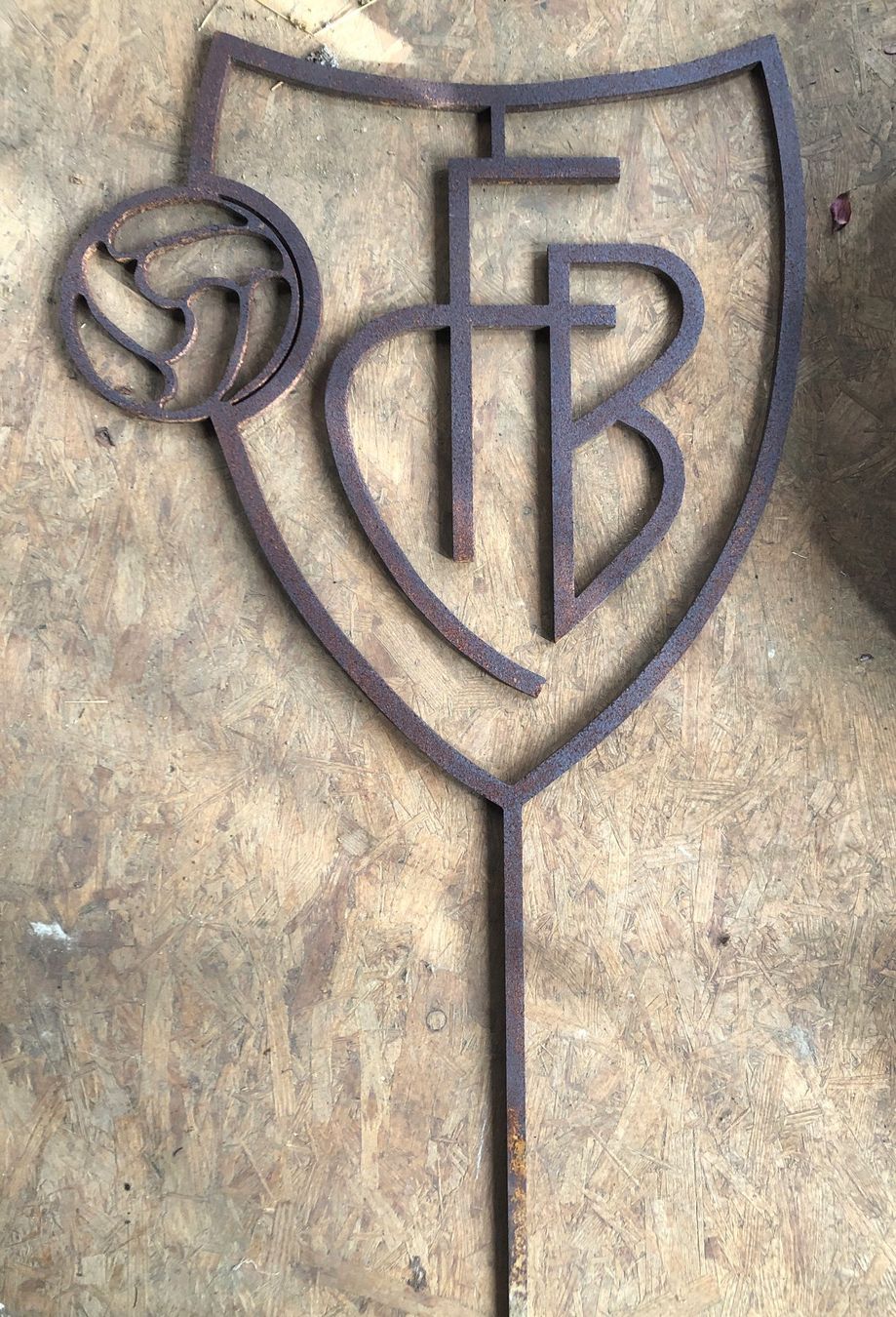 Insegne: FC BASEL - Meister-LOGO aus Stahl – Nuovo (secondo la descrizione) da Gelterkinden venduto da suru89